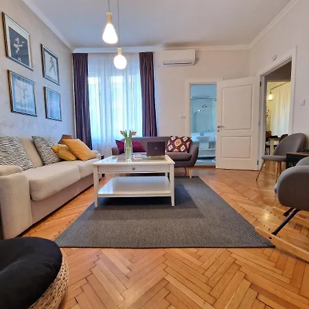 Urban Downtown Apartment