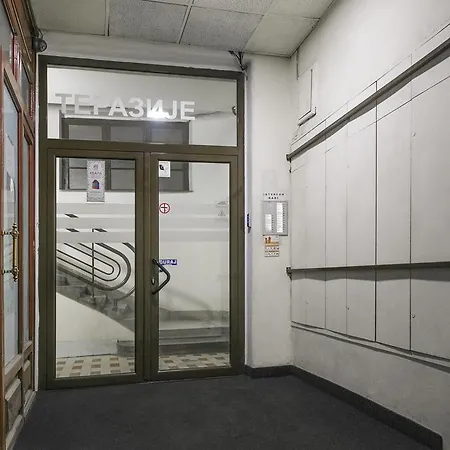 Urban Downtown Apartment *